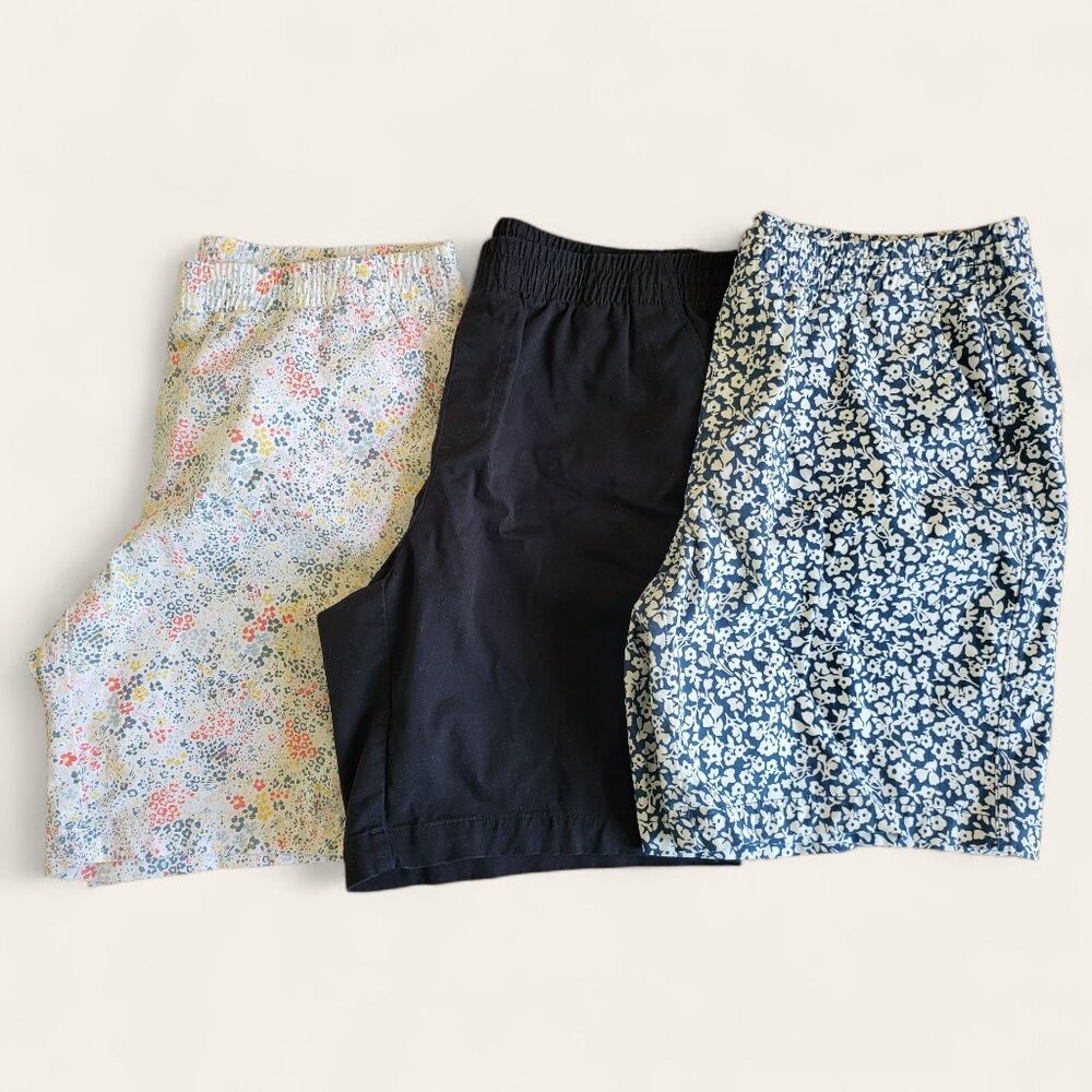 Lands End Pull On Shorts Womens Lot Of 3 Floral Black 14P Cotton Mid Rise